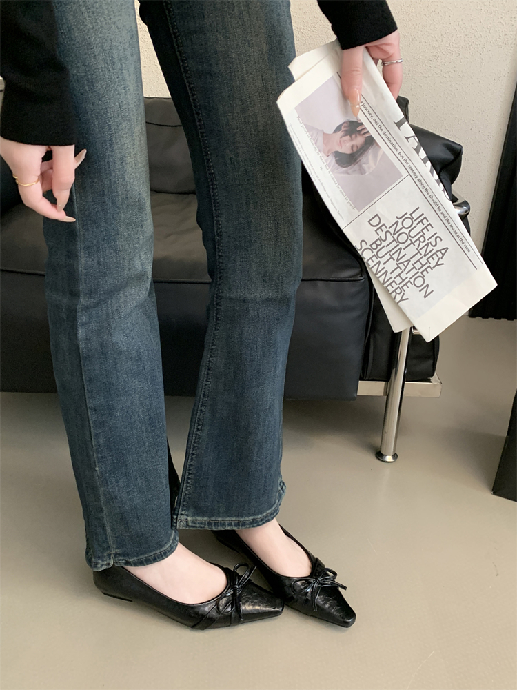 French Style Low Heel Fairy Bow Flat Shoes 2026 Autumn New Pointed Toe Shallow Mouth Bean Grandma Shoes - Image 2
