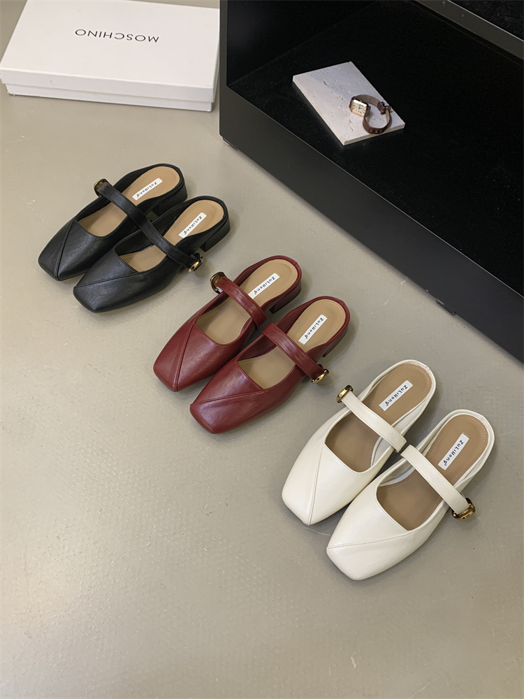 Korean Dongdaemun Artistic Half Slipper Women's 2026 Spring Simple Commuter One-Step Backless Sandal